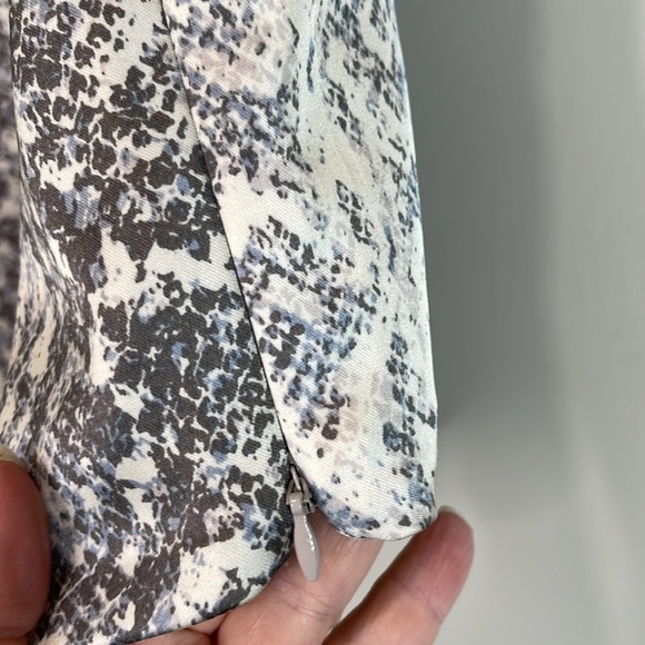 Abercrombie & Fitch NWT Satin Snakeskin Print Crop Low Back Sleeveless Top XL - Picture 5 of 11